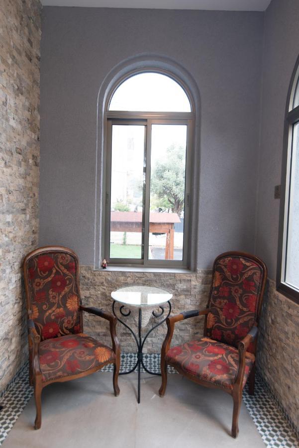 King'S Bed - Stay Royal And Stylish Bahai'S Garden Haifa Bagian luar foto